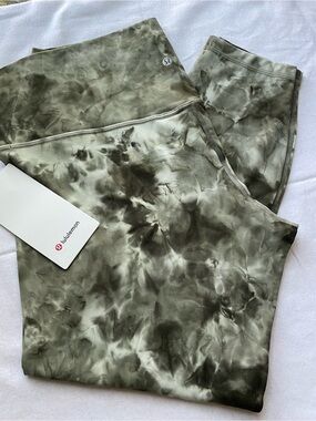 lululemon olive green tie-dye Align HR Pant 25"